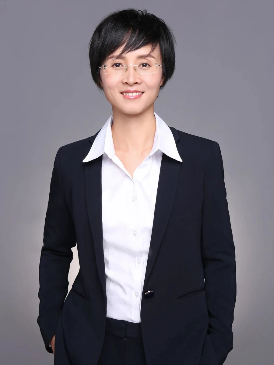 杨霞律师肖像